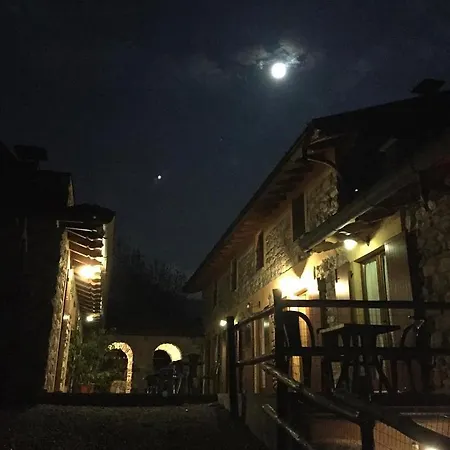 Alloggio per agriturismo Il Talento Nella Quiete Castiglione dʼIntelvi